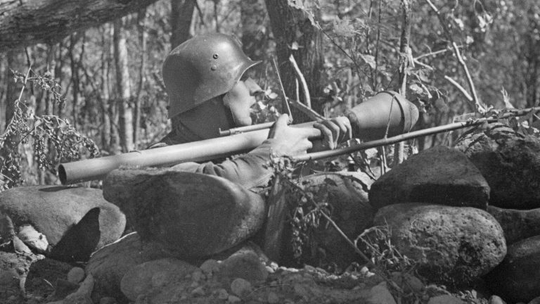 Panzerfaust — The Story of Germany’s “Tank Fist”