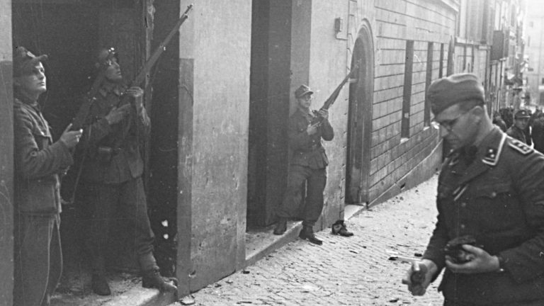 Partisans vs. Nazis — Guns of the Via Rasella Ambush