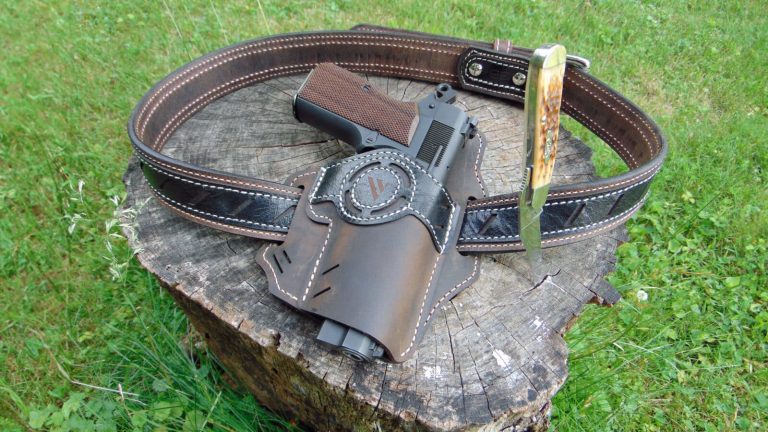 Versacarry Vintage: Luna Holster and Underground Carry Belt