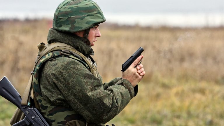 Russia’s Rarest Spec-Ops Pistol? – The Armory Life
