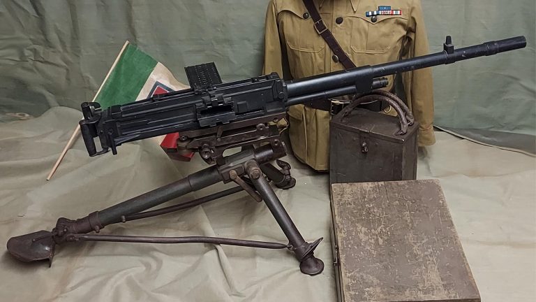 Italy’s Bizarre Breda M37 Machine Gun