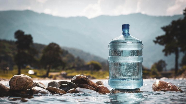 Long-Term Water Storage Solutions for Crisis Situations