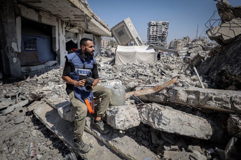 Palestinian Journalist Fights Axel Springer “Hamas Propaganda” Accusation